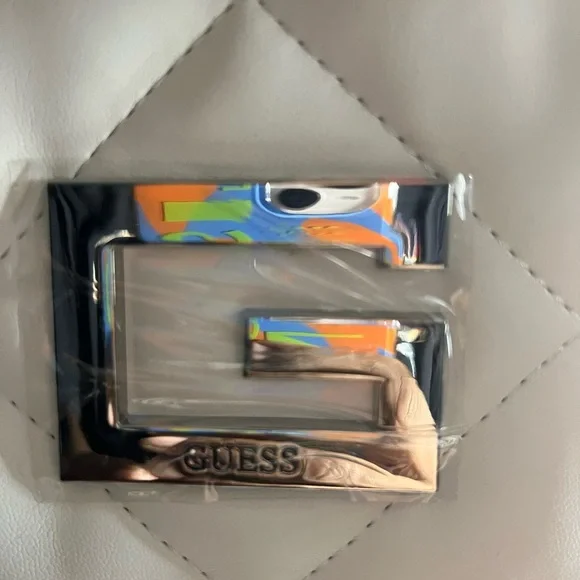 Guess White Quilted Tote with Silver Accent NWT - Picture 10 of 10